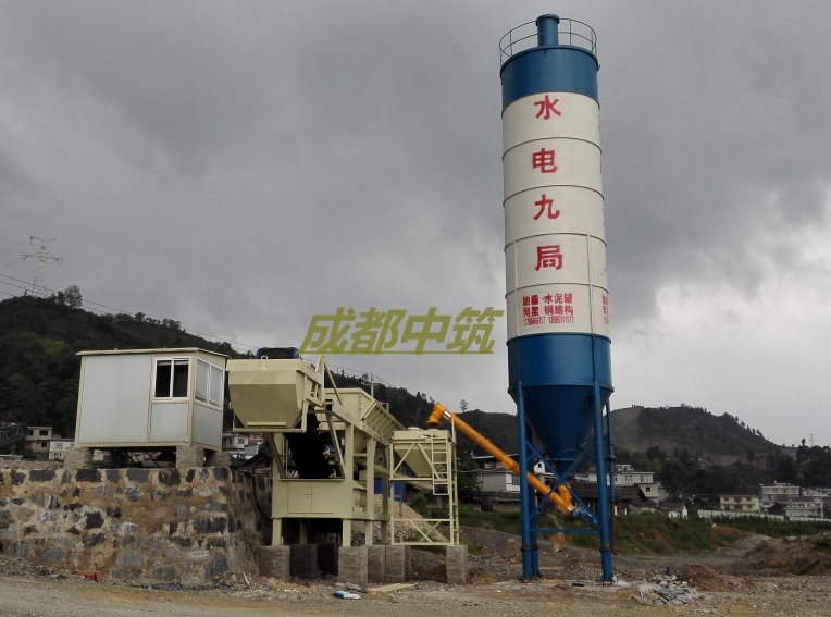 整體式400穩(wěn)定土攪拌站案例